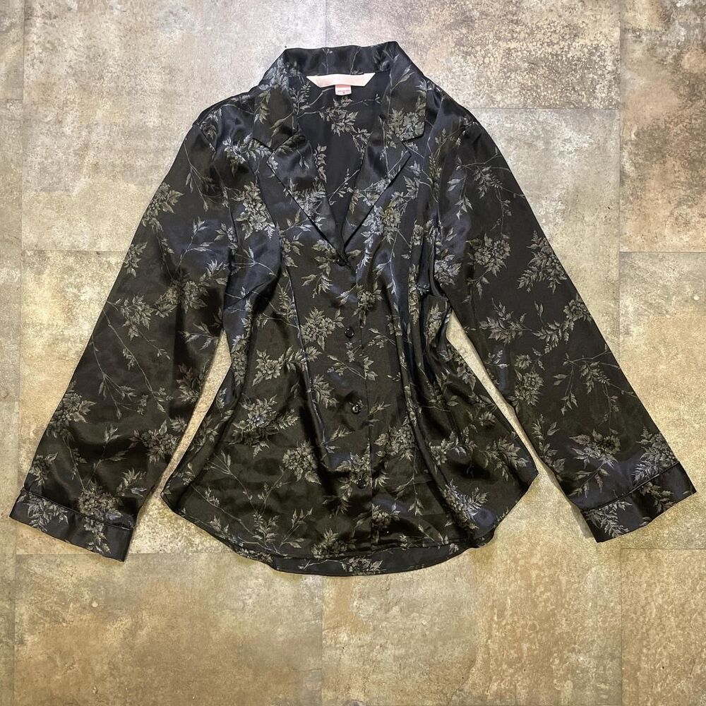 victoria’s secret 1999 vintage y2k black and great floral pajama top size small